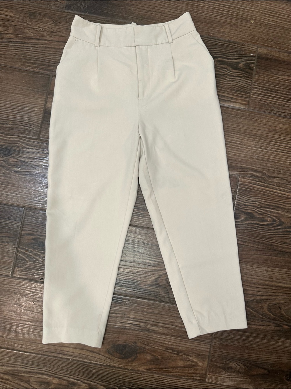 Zara Women's Cream Straight-Leg Trousers - Picture 6 of 14